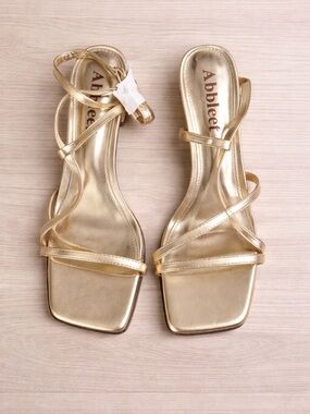 Gold Strappy Square-Toe Women's Sandals